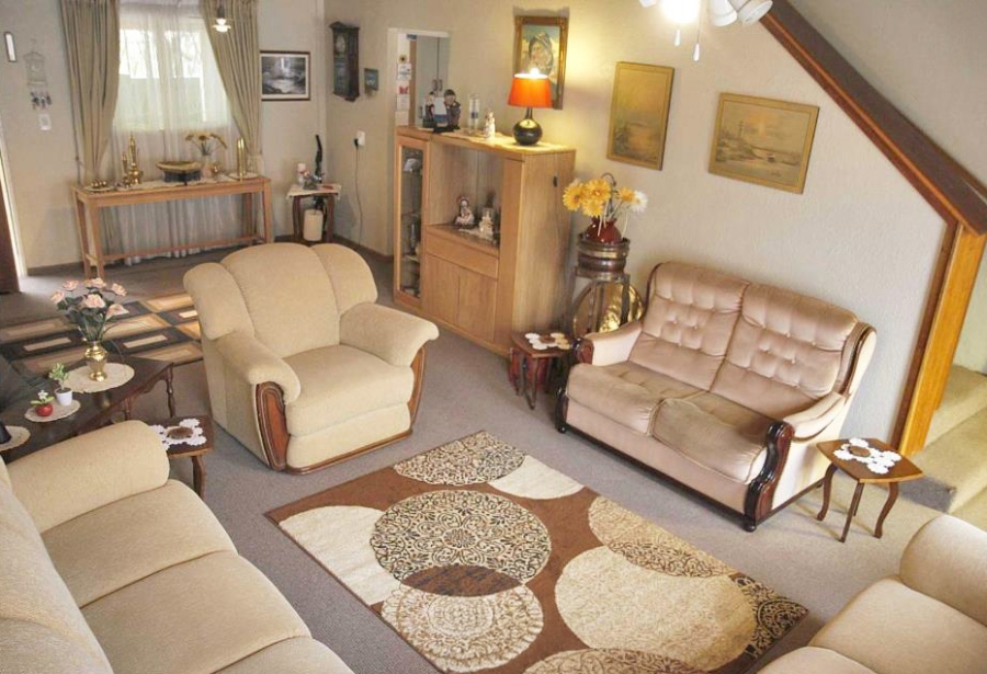 To Let 3 Bedroom Property for Rent in Dagbreek Free State